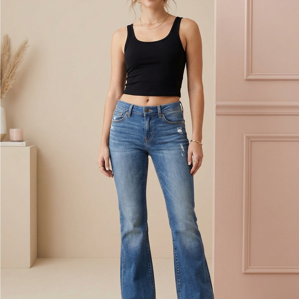 American Eagle Outfitters Women's Bootcut Jeans - Light Blue Wash